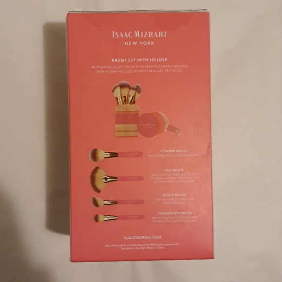 *SEALED* Isaac Mizrahi Brush Set with Case - Picture 5 of 12